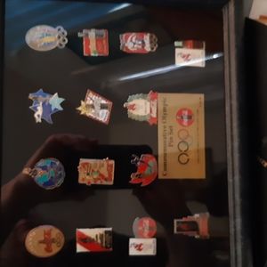 Coca cola 1996 pin set